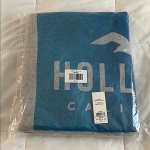 Hollister Fleece Blanket